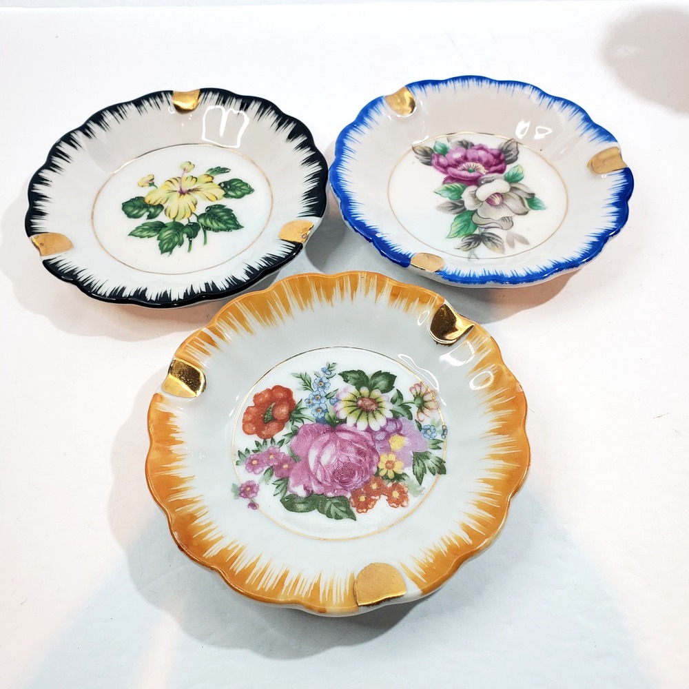 Set of 3 Vintage Floral Ashtrays Gold Blue Black Yellow Scalloped Edges Japan 4"